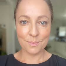 You know the “IG pretty girl effect”? It's when you follow or see tons of  really beautiful girls