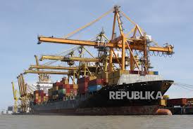 Apalagi jika anda tidak memiliki armada dan sopir yang akan mengantar, maka memakai jasa ini bisa menjadi solusinya. Kai Resmikan Perjalanan Ka Barang Peti Kemas Republika Online