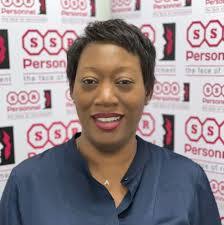 Amanda Robb's Instagram, Twitter & Facebook