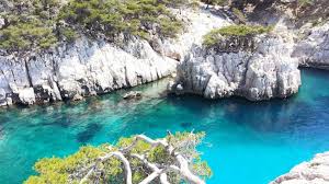 If you ride your car with an average speed of 112 kilometers/hour (70 miles/h), travel time will be 00 hours 48 minutes. Les Plages Pres D Aix En Provence Aix En Provence Office De Tourisme