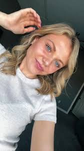 Gracie Baker's Instagram, Twitter & Facebook