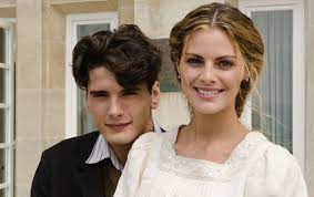 h1julioalicistas/h1así nos vamos a llamar los fans de la paraja julio& alicia. Bild Zu Amaia Salamanca Gran Hotel 2011 Bild Amaia Salamanca Yon Gonzalez Filmstarts De