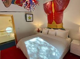 Here are 10 design ideas used in hotel rooms that you can create in your own bedroom. The Roxbury Catskills Hotel Review