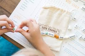 Are you looking for some fun thanksgiving day activities for your children? 40 Fun Thanksgiving Activities For Kids Easy Ideas For Thanksgiving Kids Table