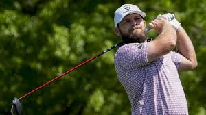 LIV Golfers at the Masters: DeChambeau Takes Early Lead in Round 1