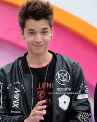 Epam, willy tempat lahir : Biodata Stefan William Pemeran Boy Kumpulanprofil Com