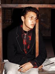 Levitating (the blessed anwar hadid was born on june 22, 1999 in los angeles, california, usa as anwar mohamed gerard hadid. Anwar Hadid Launches A Modeling Career Paper