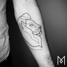 Het hele plaatje bestaat uit één lijn. Minimalist Tattoo Series By Mo Ganji Shows Depth Of Line Tattoos