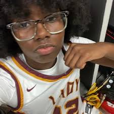 Shania Benjamin's Lake Gibson High School Career Home