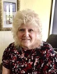 Eileen Rousseau's Instagram, Twitter & Facebook