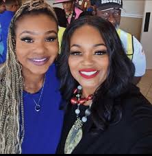 Honoring a Community Legend: Supporting Medical Education with a Generous  Donation