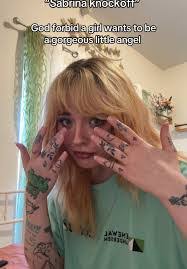 Sabrina Bacon's Instagram, Twitter & Facebook