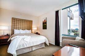 The hotel that has the most 2 bedroom suites is best western plus vancouver mall dr. Executive Hotel Vancouver Airport 107 1 2 2 Updated 2021 Prices Reviews Richmond British Columbia Tripadvisor