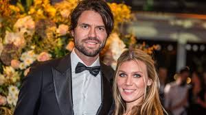 Ook deelde hij de eerste foto van het kersverse gezin. Annemarie Keizer Over Gezinsuitbreiding Ik Vind Die Vraag Op Het Randje Linda Nl