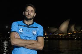 News, die nächsten spiele und die letzten begegnungen von sydney fc sowie die zuletzt eingesetzen spieler. 15 Years Of Hyundai A League Sydney Fc S Best Ever Kits A League