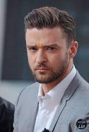 Une coiffure avec une raie sur le côté demande de l'entretien. 14 Idees De Coiffures Pour Hommes Coiffure Homme Cheveux Homme Coupe Cheveux Homme