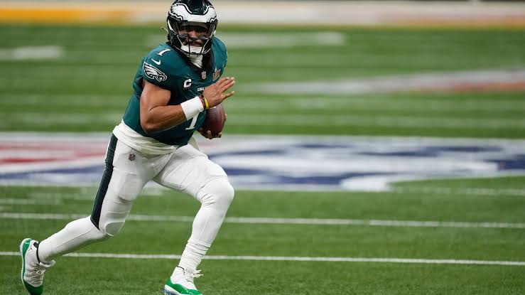 Jalen Hurts quiets any doubters with a Super Bowl MVP | NEWS10 ABC