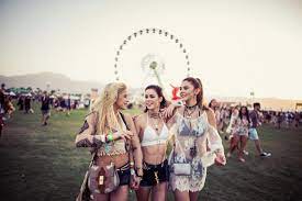 'girls' is finishing on a high note, and coachella no longer stands out lena dunham in a scene from the sixth season of girls. (hbo) Coachella Look Das Kannst Du Dir Im Alltag Abgucken Bravo
