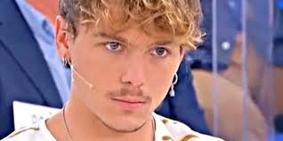 Dal lunedì al venerdì alle 14.45 su canale 5! Emj2oqsfyhokzm