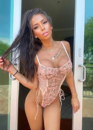 Ashleigh Skies - Free nude pics, galleries & more at Babepedia