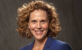 Jennifer Swanberg's Instagram, Twitter & Facebook