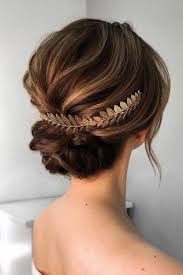 Rock prom night with these 50 cool as you can get hairstyles for short hair! 33 Amazing Prom Hairstyles For Short Hair 2021