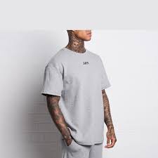 If you are looking for the most comfort while exercising, choose the relaxed fit tee. High Quality Men Relaxed Fit Street Wear Hip Hop T Shirts Men Oversized T Shirts Wholesale Buy Relaxed Fit T Shirts Oversized T Shirts Hip Hop T Shirts Product On Alibaba Com