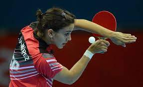 epingle sur tennis de table