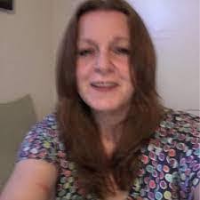 Loretta Chick's Instagram, Twitter & Facebook