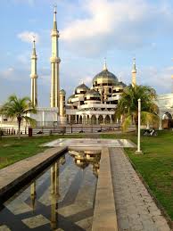 Masjid kristal terengganu merupakan salah satu masjid yang unik dan mempunyai personalitinya yang tersendiri. Masjid Kristal Masjid Mosque Architecture Mosque