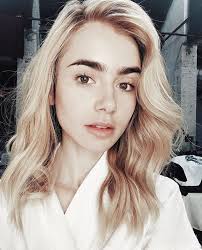 Lily Collins Blonde Hair Bold Brows Blonde Hair Black Eyebrows Blonde Hair Dark Eyebrows Cool Hair Color