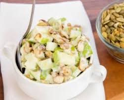 Recette De Salade Croq Kilos Sucree Aux Pommes Fruits Secs Et Graines Recette Recette Recette Salade Recette Croq Kilos