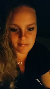 Helen Wortman's Instagram, Twitter & Facebook