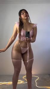 Where can I find leaked videos of Paulina Amaya? 1703649 › NameThatPorn.com