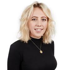 I'm thrilled to say that as of yesterday I am officially a solicitor, which  feels incredibly surreal after working towards this for such a long time 🌟 