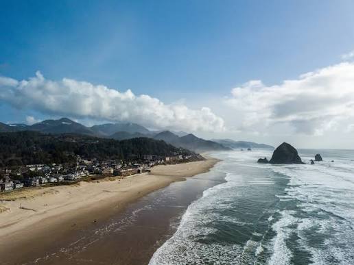 Cannon Beach, Oregon - Wikipedia