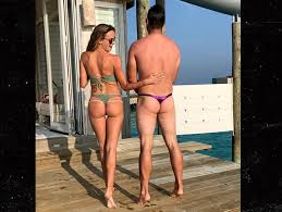 798 total results for girlfriend query Pga Star Brooks Koepka And Hot Model Gf Show Off Bare Butts In Maldives