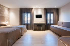 Los viajeros de negocios aprecian el desayuno en este establecimiento. Hotel Santa Marta Barcelona Aktualisierte Preise Fur 2021
