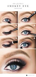 How To Rock New Year S Eve Eye Makeup 2021 Her Style Code Eye Makeup Smokey Eye Makeup Blue Eye Makeup
