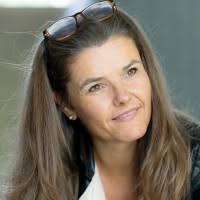 60+ profili “Ruth”