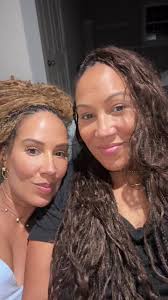 Tamara Sam's Instagram, Twitter & Facebook