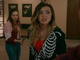 Peyton list (tory), and martin kove. Feinde Werden Freunde Sam Tory In Cobra Kai Staffel 4 Netzwelt