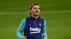 Antoine griezmann looks set to miss the rest of the season afer barcelona said on. Fc Barcelona Griezmann Mit Irrem Vater Hattrick Auch Das Dritte Kind Kommt An Einem 8 April Auf Die Welt Fussball