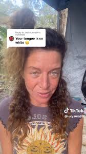 Lucy P!ssdrinker gives us a look at her white tongue & what she does to  clean it. , Nilstat would probably work better, along with not drinking  p!ss.