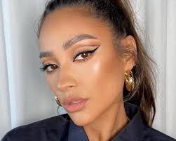 Jessica Fields: Contributing Writer for Byrdie