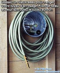 L Astuce De Genie Pour Ne Plus Emmeler Votre Tuyau D Arrosage Tuyau Arrosage Outils De Jardin Jardins