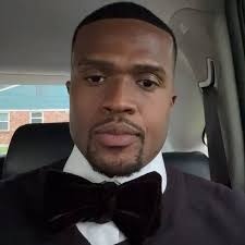 d. w. (@theeonlyme) • Threads, Say more