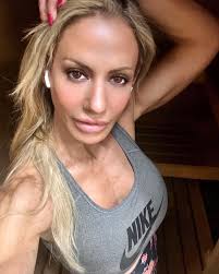 Olivia Bentley's Instagram, Twitter & Facebook