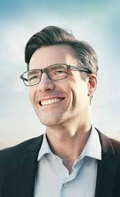 GT Walsheim medium 57pt Møt en spesialist