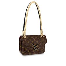 A world of elegance, inspiration and innovation. Passy Monogram Canvas Handtaschen Louis Vuitton